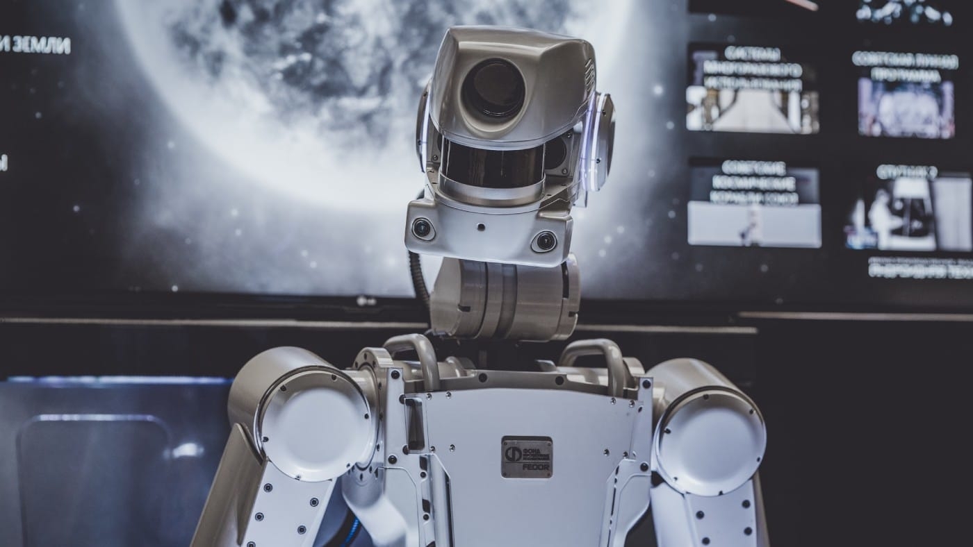 robotics-artificial-intelligence.jpg